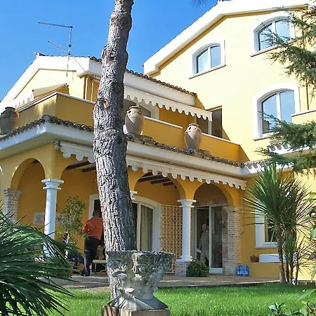 Contrada Brecciano-1 By Interhome * Citta Sant'Angelo